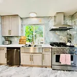 Cozy Modern Rose House